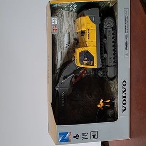 Volvo Excavator with sound.